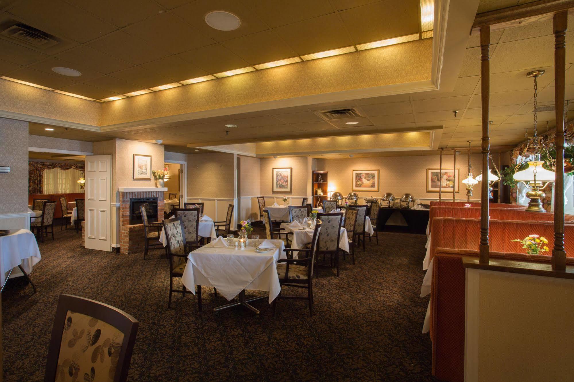 The Fredericton Inn Exterior foto