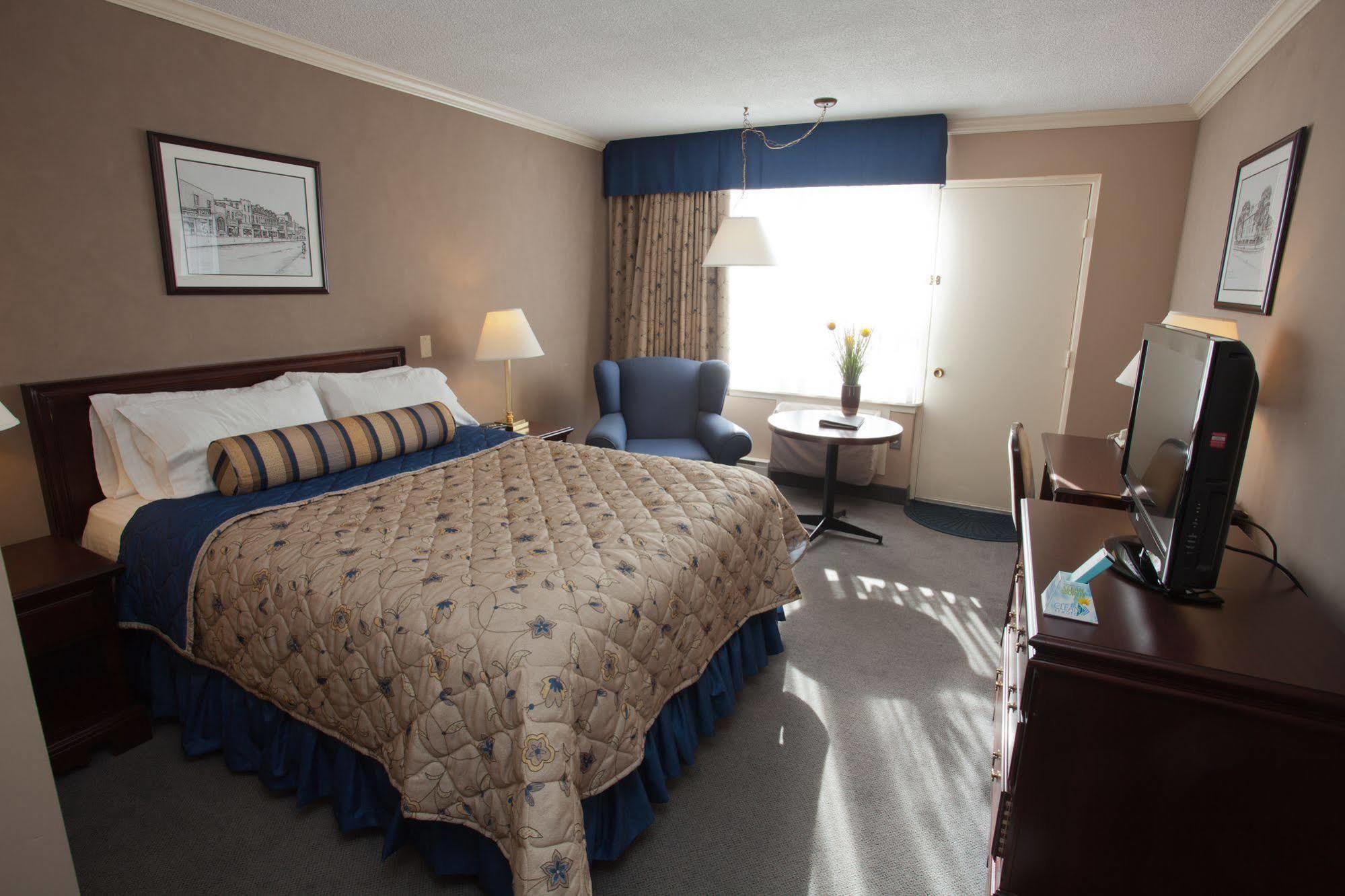 The Fredericton Inn Exterior foto